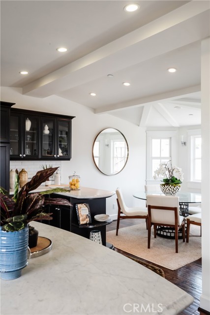 3213 Manhattan Avenue, Manhattan Beach, California 90266, 3 Bedrooms Bedrooms, ,3 BathroomsBathrooms,Residential,Sold,Manhattan,SB21049996