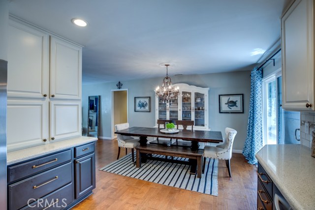 904 Knob Hill Avenue, Redondo Beach, California 90277, 4 Bedrooms Bedrooms, ,2 BathroomsBathrooms,Residential,Sold,Knob Hill,SB20157214