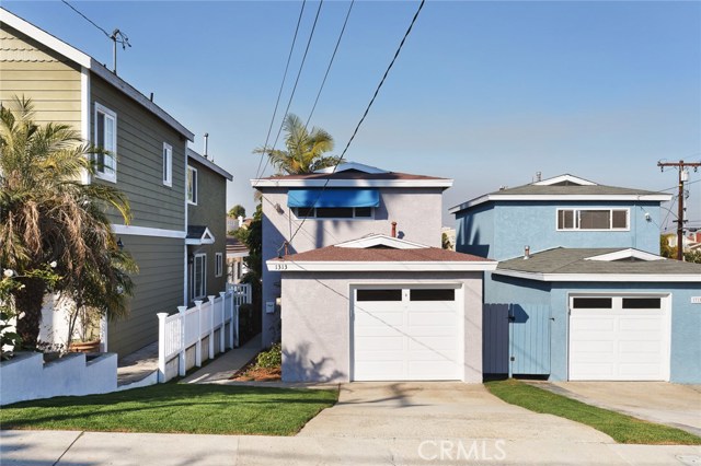 1313 Clark Lane, Redondo Beach, California 90278, 2 Bedrooms Bedrooms, ,1 BathroomBathrooms,Residential,Sold,Clark,OC17272938
