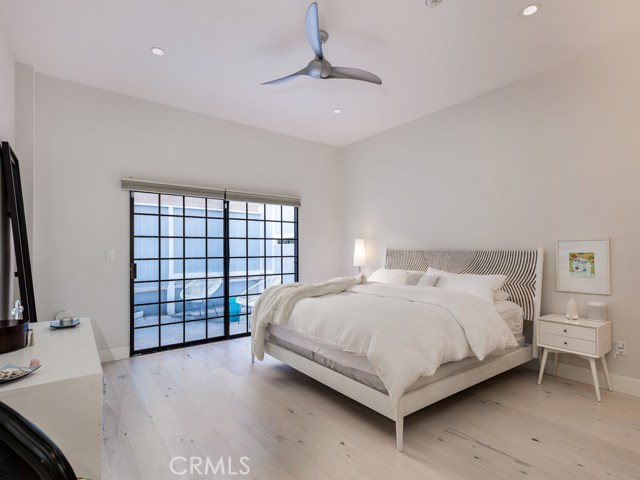 2021 Carnegie Lane, Redondo Beach, California 90278, 3 Bedrooms Bedrooms, ,2 BathroomsBathrooms,Residential,Sold,Carnegie,SB19152326