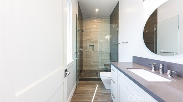 1917 Farrell Avenue, Redondo Beach, California 90278, 4 Bedrooms Bedrooms, ,3 BathroomsBathrooms,Residential,Sold,Farrell,PV20259127