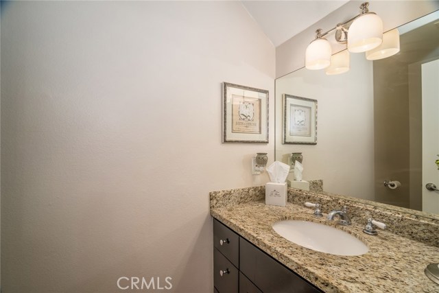 2000 Voorhees Avenue, Redondo Beach, California 90278, 3 Bedrooms Bedrooms, ,3 BathroomsBathrooms,Residential,Sold,Voorhees,SB20247328