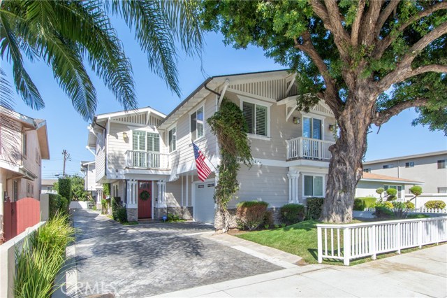 detached front home lives like a single family with beautiful curb appeal and lots of light