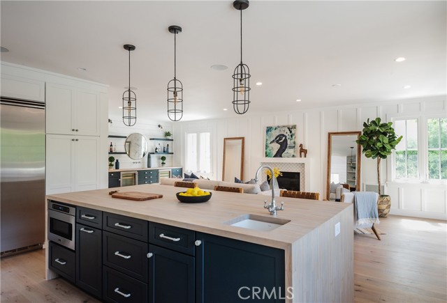 933 9th Street, Manhattan Beach, California 90266, 4 Bedrooms Bedrooms, ,2 BathroomsBathrooms,Residential,Sold,9th,SB21112500