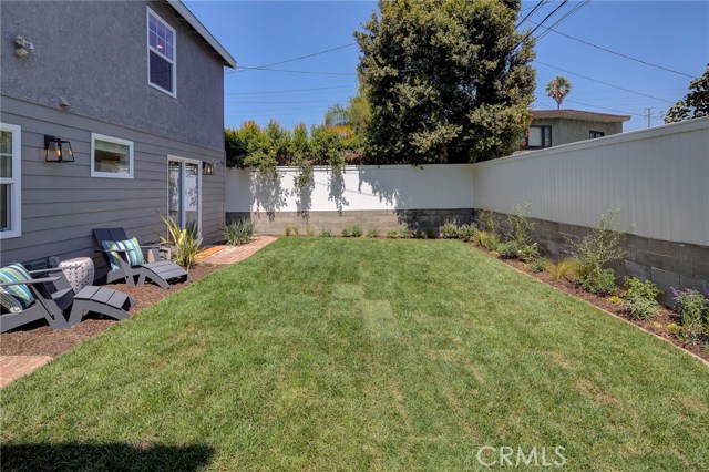 3528 Maple Avenue, Manhattan Beach, California 90266, 3 Bedrooms Bedrooms, ,2 BathroomsBathrooms,Residential,Sold,Maple,SB18217502