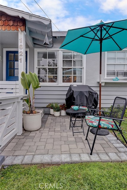 1621 Spreckels Lane, Redondo Beach, California 90278, 3 Bedrooms Bedrooms, ,1 BathroomBathrooms,Residential,Sold,Spreckels,SB19151892