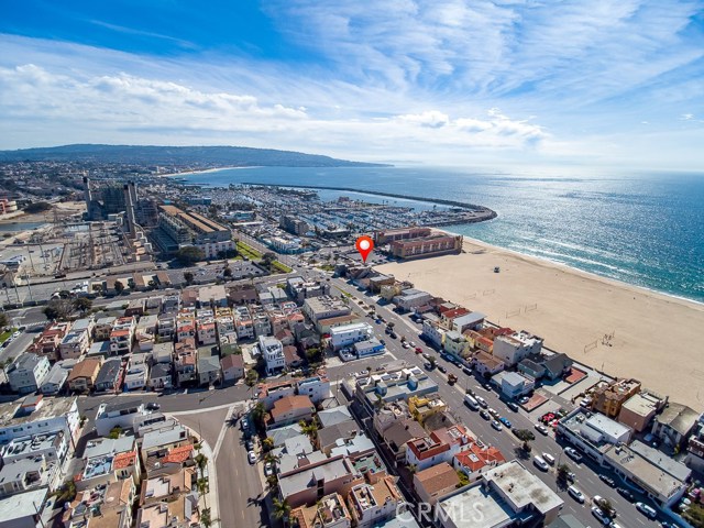 12 The Strand, Hermosa Beach, California 90254, 4 Bedrooms Bedrooms, ,2 BathroomsBathrooms,Residential,Sold,The Strand,SB18140848