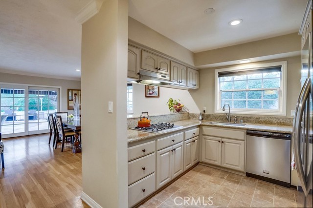 1928 Velez Drive, Rancho Palos Verdes, California 90275, 4 Bedrooms Bedrooms, ,2 BathroomsBathrooms,Residential,Sold,Velez,SB21055701