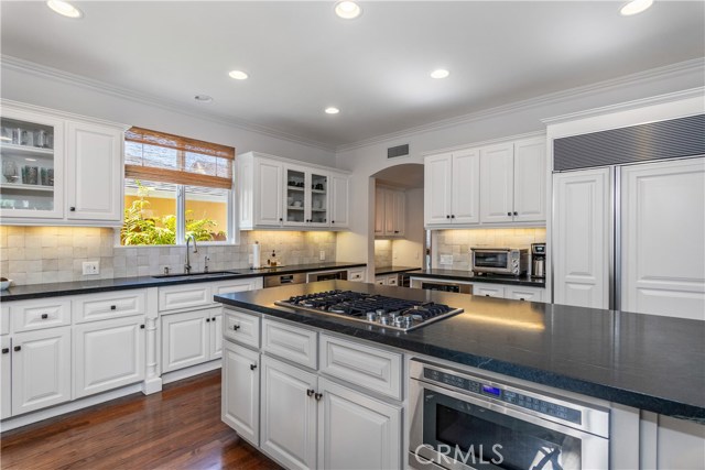 1801 Palm Avenue, Manhattan Beach, California 90266, 5 Bedrooms Bedrooms, ,4 BathroomsBathrooms,Residential,Sold,Palm,SB20134163