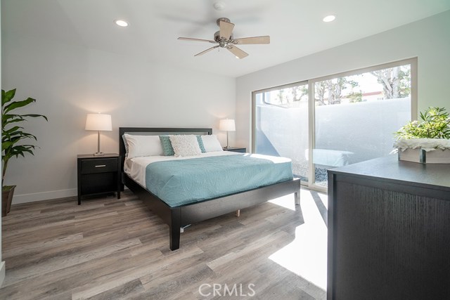723 3rd Street, Hermosa Beach, California 90254, 2 Bedrooms Bedrooms, ,3 BathroomsBathrooms,Residential,Sold,3rd,SB19147178