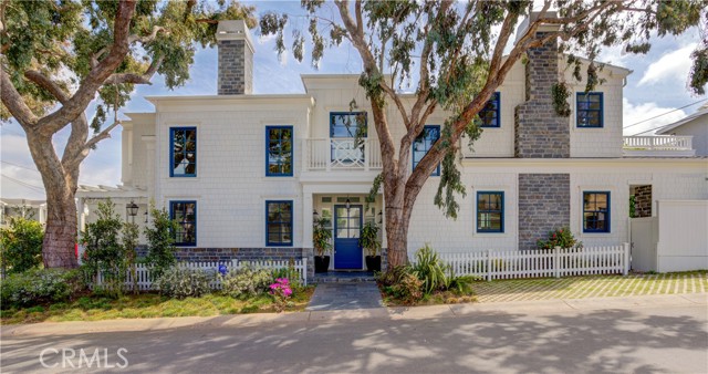 1313 Pine Avenue, Manhattan Beach, California 90266, 5 Bedrooms Bedrooms, ,4 BathroomsBathrooms,Residential,Sold,Pine,SB21027193