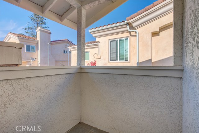 2014 Huntington Lane, Redondo Beach, California 90278, 6 Bedrooms Bedrooms, ,3 BathroomsBathrooms,Residential,Sold,Huntington,PV20087017