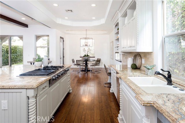 414 Maria Avenue, Redondo Beach, California 90277, 5 Bedrooms Bedrooms, ,4 BathroomsBathrooms,Residential,Sold,Maria,SB19086288