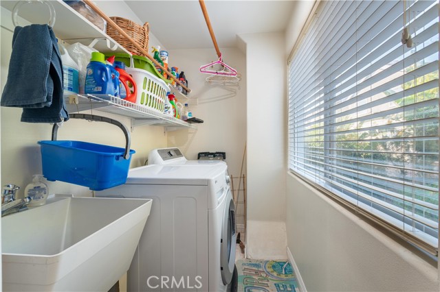 2209 Marshallfield Lane, Redondo Beach, California 90278, 4 Bedrooms Bedrooms, ,4 BathroomsBathrooms,Residential,Sold,Marshallfield,SB21029095