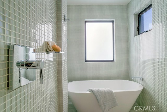 1504 Monterey, Hermosa Beach, California 90254, 3 Bedrooms Bedrooms, ,3 BathroomsBathrooms,Residential,Sold,Monterey,SB18059436