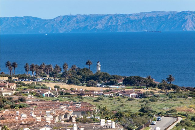 Pt Vicente Lighthouse with Catalina Island in the distance, although it looks very close, its 22 miles away