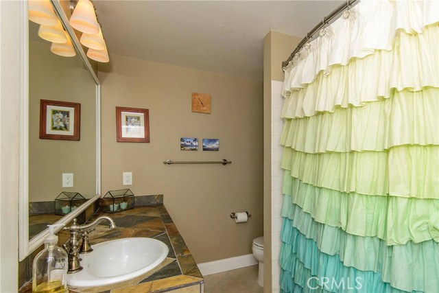 700 Esplanade, Redondo Beach, California 90277, 2 Bedrooms Bedrooms, ,2 BathroomsBathrooms,Residential,Sold,Esplanade,SB17099980