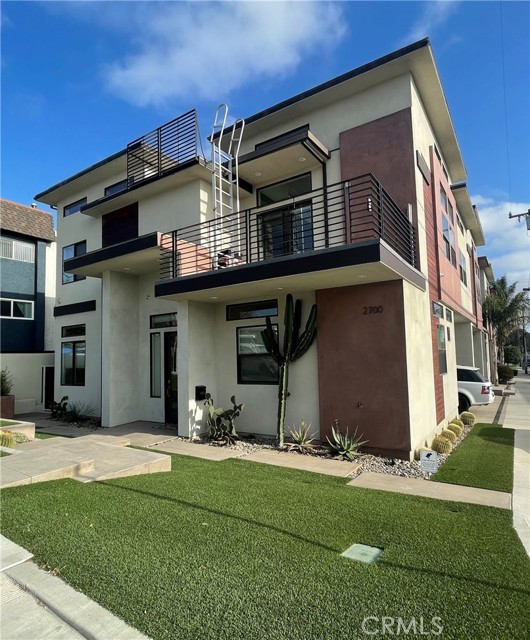 2700 Vanderbilt Lane, Redondo Beach, California 90278, 4 Bedrooms Bedrooms, ,2 BathroomsBathrooms,Residential,Sold,Vanderbilt,SB21081280