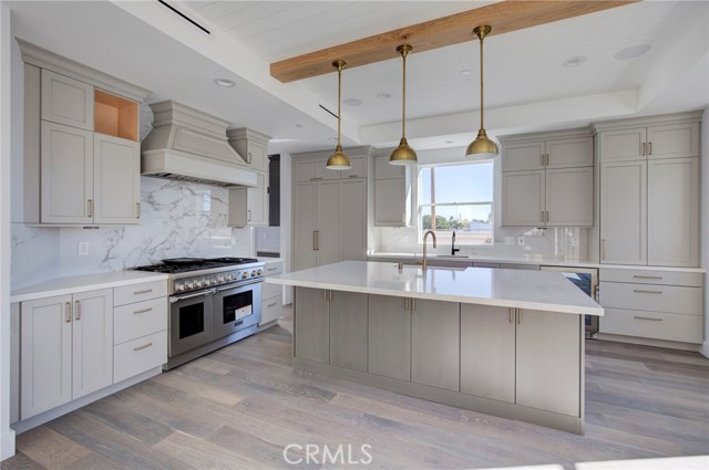 2122 Perry Avenue, Redondo Beach, California 90278, 5 Bedrooms Bedrooms, ,4 BathroomsBathrooms,Residential,Sold,Perry,PV19015691