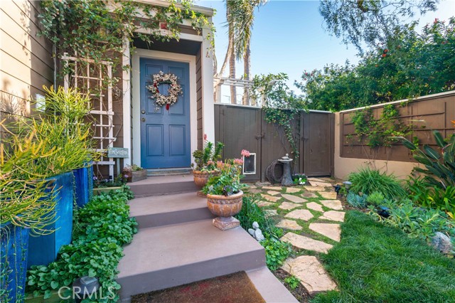 2522 Voorhees Avenue, Redondo Beach, California 90278, 3 Bedrooms Bedrooms, ,2 BathroomsBathrooms,Residential,Sold,Voorhees,SB21051425