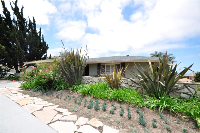 28035 Hazelridge Drive, Rancho Palos Verdes, California 90275, 5 Bedrooms Bedrooms, ,2 BathroomsBathrooms,Residential,Sold,Hazelridge,SB18113609