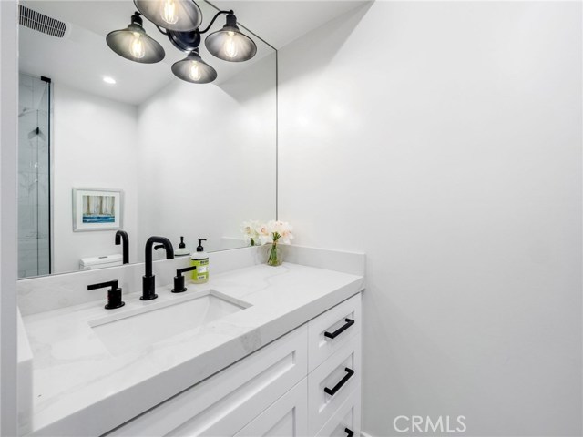 3621 Palos Verdes Drive, Palos Verdes Estates, California 90274, 4 Bedrooms Bedrooms, ,4 BathroomsBathrooms,Residential,Sold,Palos Verdes,SB20163421