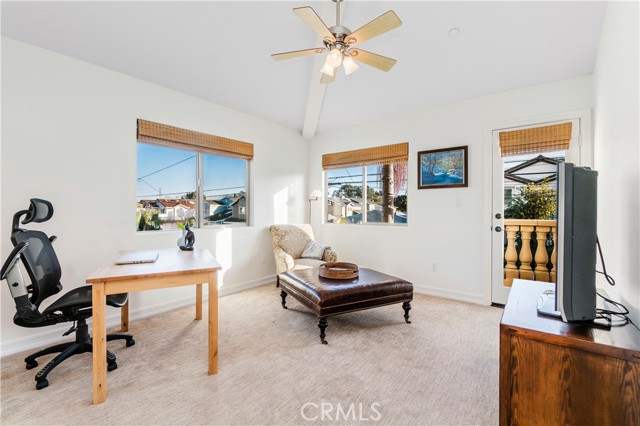 2205 Bataan Road, Redondo Beach, California 90278, 4 Bedrooms Bedrooms, ,2 BathroomsBathrooms,Residential,Sold,Bataan,SB21028116