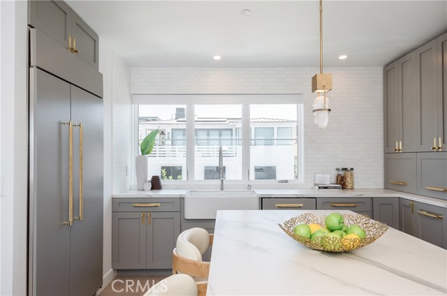 232 17th Street, Manhattan Beach, California 90266, 4 Bedrooms Bedrooms, ,1 BathroomBathrooms,Residential,Sold,17th,SB20151551