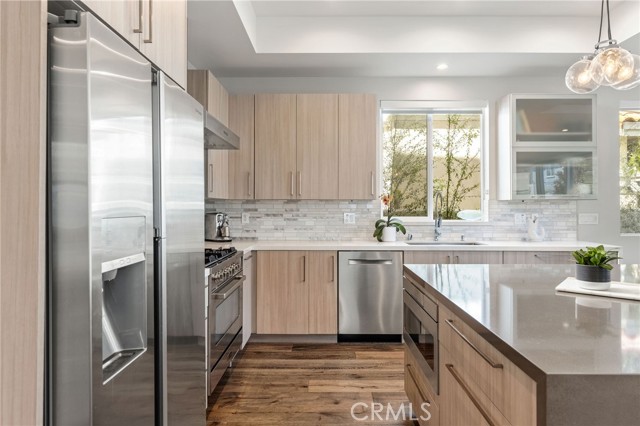 2013 Voorhees Avenue, Redondo Beach, California 90278, 4 Bedrooms Bedrooms, ,3 BathroomsBathrooms,Residential,Sold,Voorhees,SB21088037