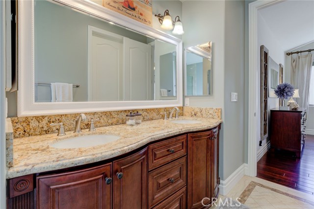 2226 Gates Ave., Redondo Beach, California 90278, 4 Bedrooms Bedrooms, ,3 BathroomsBathrooms,Residential,Sold,Gates Ave.,SB21066346