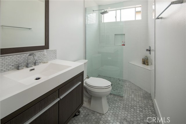 3309 Bayview Drive, Manhattan Beach, California 90266, 3 Bedrooms Bedrooms, ,3 BathroomsBathrooms,Residential,Sold,Bayview,SB20235849