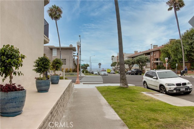 1400 S Catalina, Redondo Beach, California 90277, 3 Bedrooms Bedrooms, ,2 BathroomsBathrooms,Residential,Sold,S Catalina,SB20142322