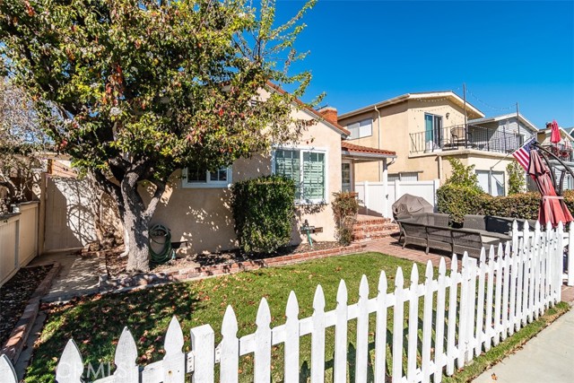 Photo of 241 17th Street, Seal Beach, CA 90740