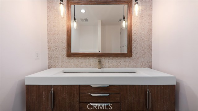 1020 Avenue A, Redondo Beach, California 90277, 6 Bedrooms Bedrooms, ,6 BathroomsBathrooms,Residential,Sold,Avenue A,PV20189738