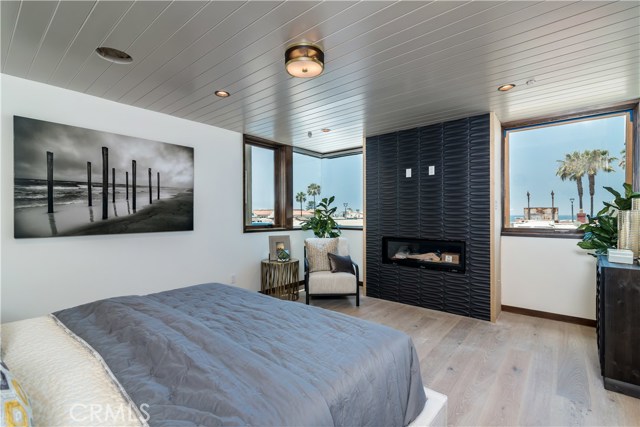 1120 Palm Drive, Hermosa Beach, California 90254, 4 Bedrooms Bedrooms, ,2 BathroomsBathrooms,Residential,Sold,Palm,SB18149119