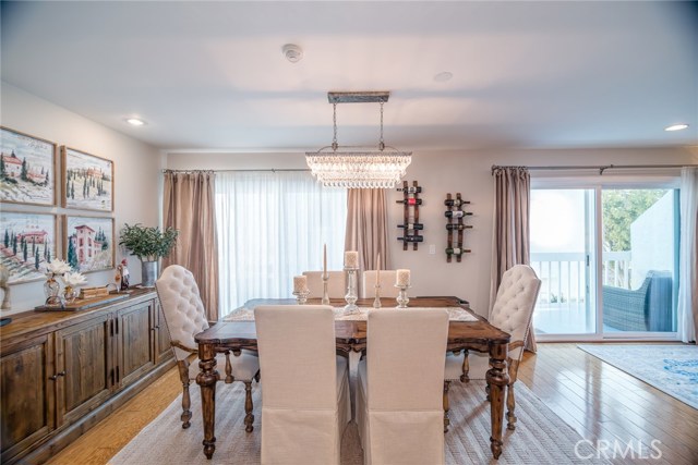 2000 Voorhees Avenue, Redondo Beach, California 90278, 3 Bedrooms Bedrooms, ,3 BathroomsBathrooms,Residential,Sold,Voorhees,SB20247328