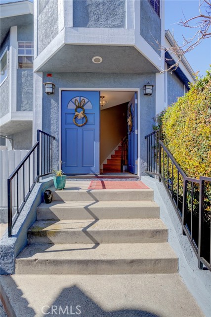 1607 Blossom Lane, Redondo Beach, California 90278, 3 Bedrooms Bedrooms, ,2 BathroomsBathrooms,Residential,Sold,Blossom,SB21041581