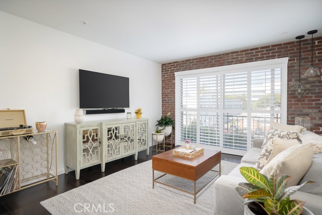 1 Bed Home for Sale in Santa Monica, California