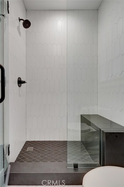 1716 Oak Avenue, Manhattan Beach, California 90266, 5 Bedrooms Bedrooms, ,5 BathroomsBathrooms,Residential,Sold,Oak,SB19008718