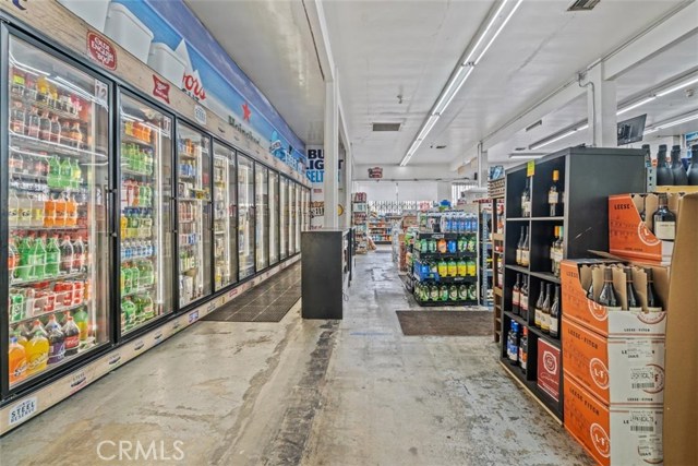 8404 8th, 90305, ,Commercial,For Sale,8th,DW20224505