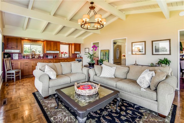 704 Via Horcada, Palos Verdes Estates, California 90274, 3 Bedrooms Bedrooms, ,1 BathroomBathrooms,Residential,Sold,Via Horcada,PV19038129