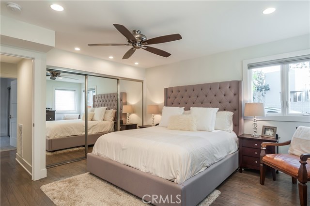 201 24th Street, Hermosa Beach, California 90254, 3 Bedrooms Bedrooms, ,2 BathroomsBathrooms,Residential,Sold,24th,SB17267233