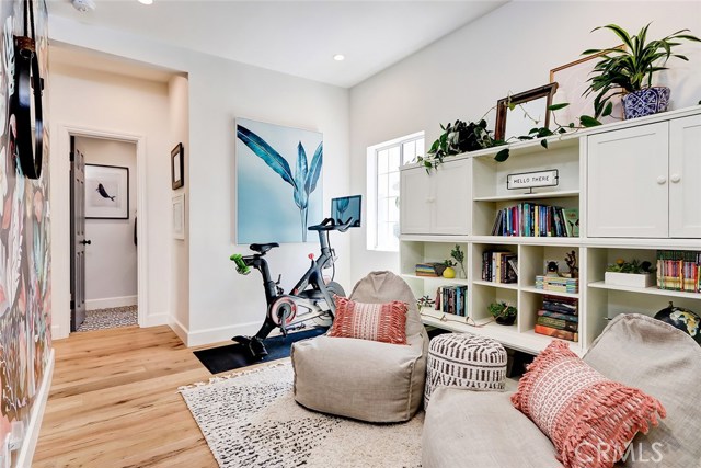 3513 Oak Avenue, Manhattan Beach, California 90266, 3 Bedrooms Bedrooms, ,1 BathroomBathrooms,Residential,Sold,Oak,SB20182757