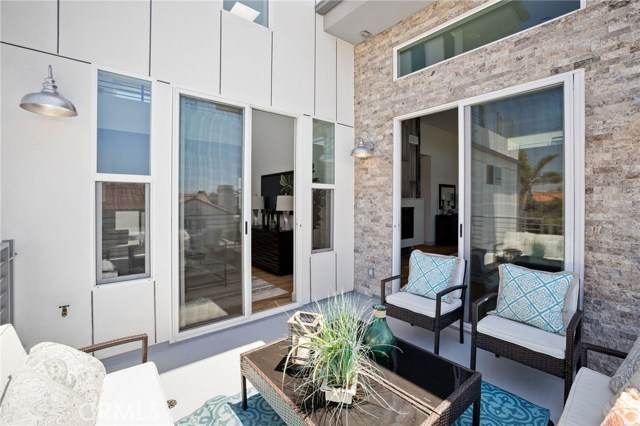 2006 Morgan Lane, Redondo Beach, California 90278, 4 Bedrooms Bedrooms, ,3 BathroomsBathrooms,Residential,Sold,Morgan,SB20119516