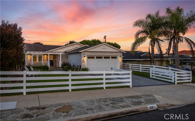 1306 Gertruda Avenue, Redondo Beach, California 90277, 3 Bedrooms Bedrooms, ,3 BathroomsBathrooms,Residential,Sold,Gertruda,SB18274022