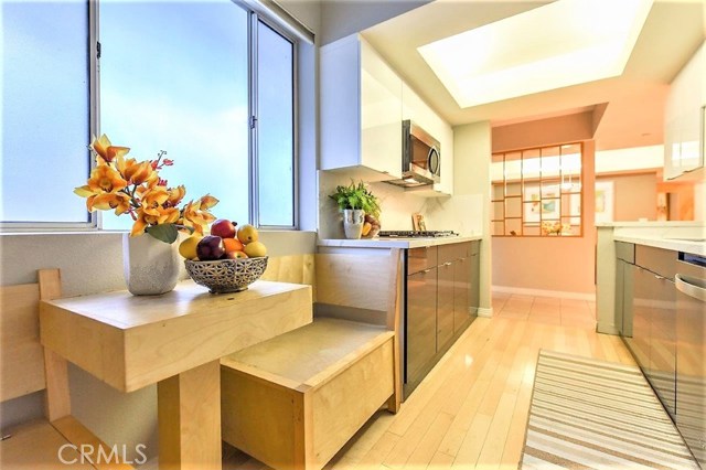 2 Bed Home for Sale in Los Angeles, California