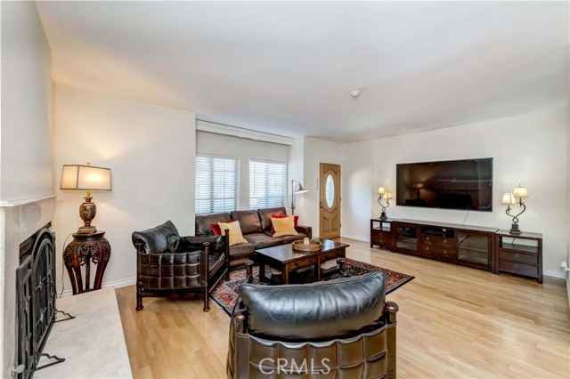 1605 Rindge Lane, Redondo Beach, California 90278, 3 Bedrooms Bedrooms, ,2 BathroomsBathrooms,Residential,Sold,Rindge,SB20157484