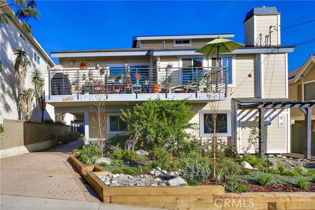 2705 Mathews Avenue, Redondo Beach, California 90278, 3 Bedrooms Bedrooms, ,3 BathroomsBathrooms,Residential,Sold,Mathews,SB18014318