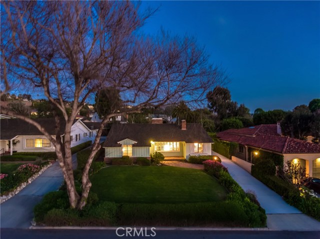 1516 Chelsea Road, Palos Verdes Estates, California 90274, 3 Bedrooms Bedrooms, ,2 BathroomsBathrooms,Residential,Sold,Chelsea,PV18124949