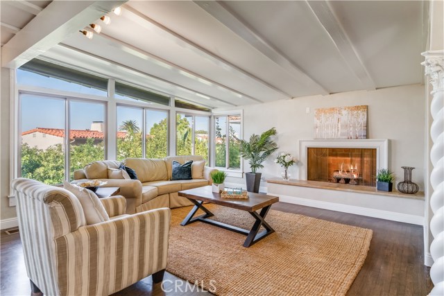 1605 Via Montemar, Palos Verdes Estates, California 90274, 4 Bedrooms Bedrooms, ,4 BathroomsBathrooms,Residential,Sold,Via Montemar,PV19256207